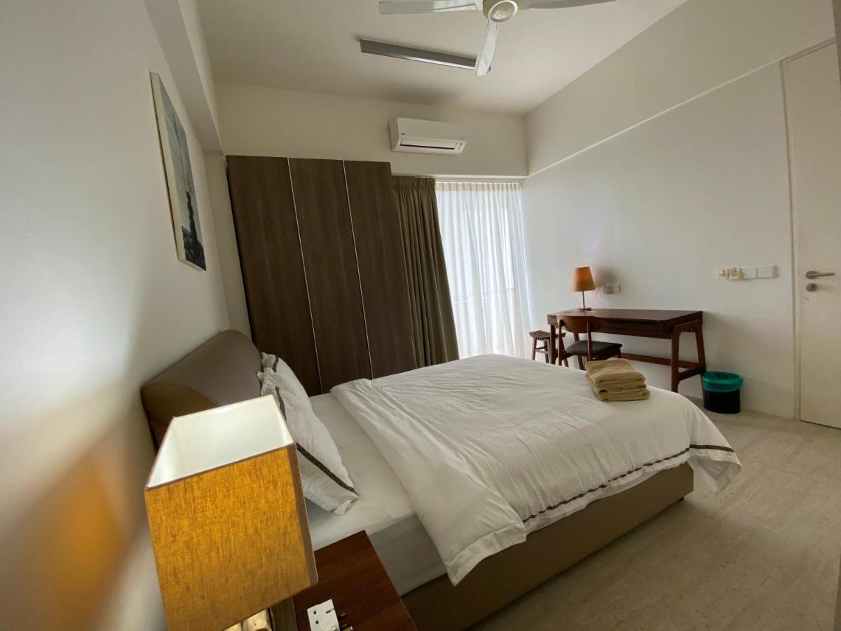 By The Sea@ Cozy Beachfront Home Batu Feringgi Ngoại thất bức ảnh